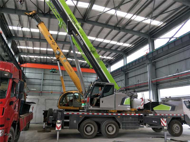 连山区高空车出租需要注意哪些安全事项？